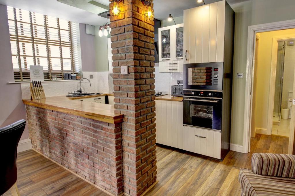 The Old Joiner's Shop room 6
